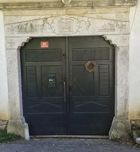 Apartmaji Hedera Lägenhet *